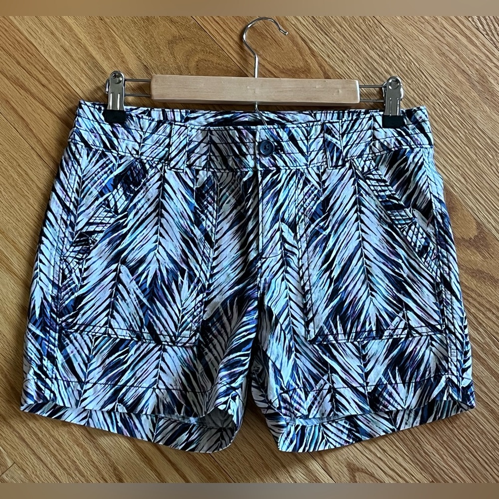Banana Republic Women’s Size 2 Palm Leaf Print Shorts Blue, Ivory, Purple Cotton